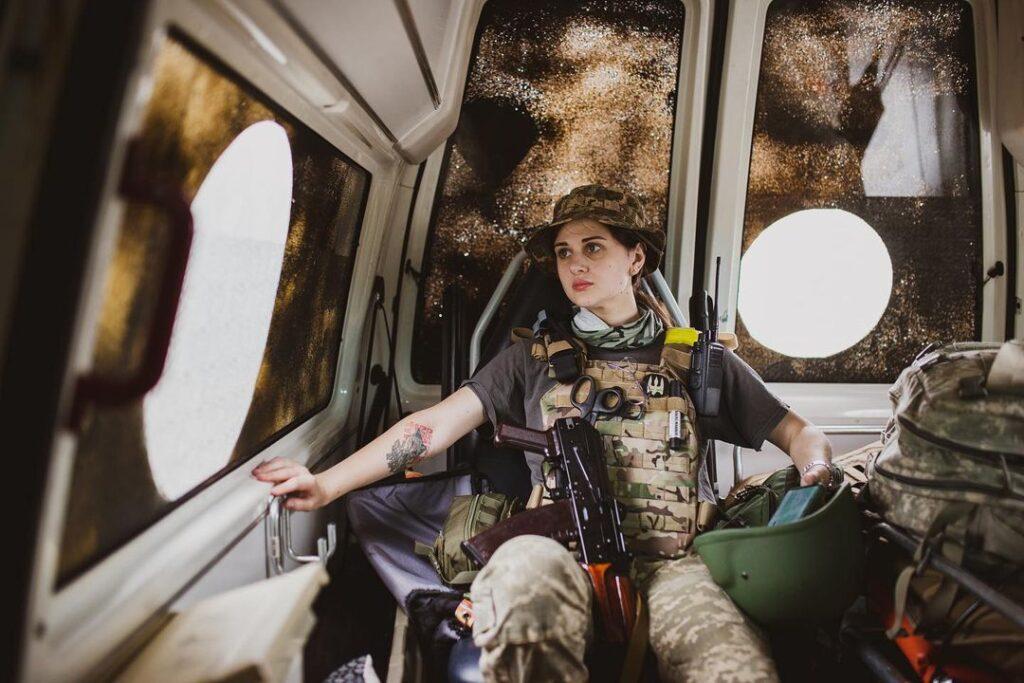 乌克兰这回真的穷途末路了！现在连拉美女性都不放过，拼命忽悠她们来当炮灰。最近