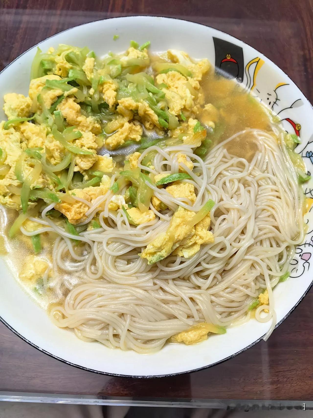 晒图笔记大赛“爸爸！天天吃面条🍜，我都快变成面条了！”小宝嚷嚷道。其实根本不是