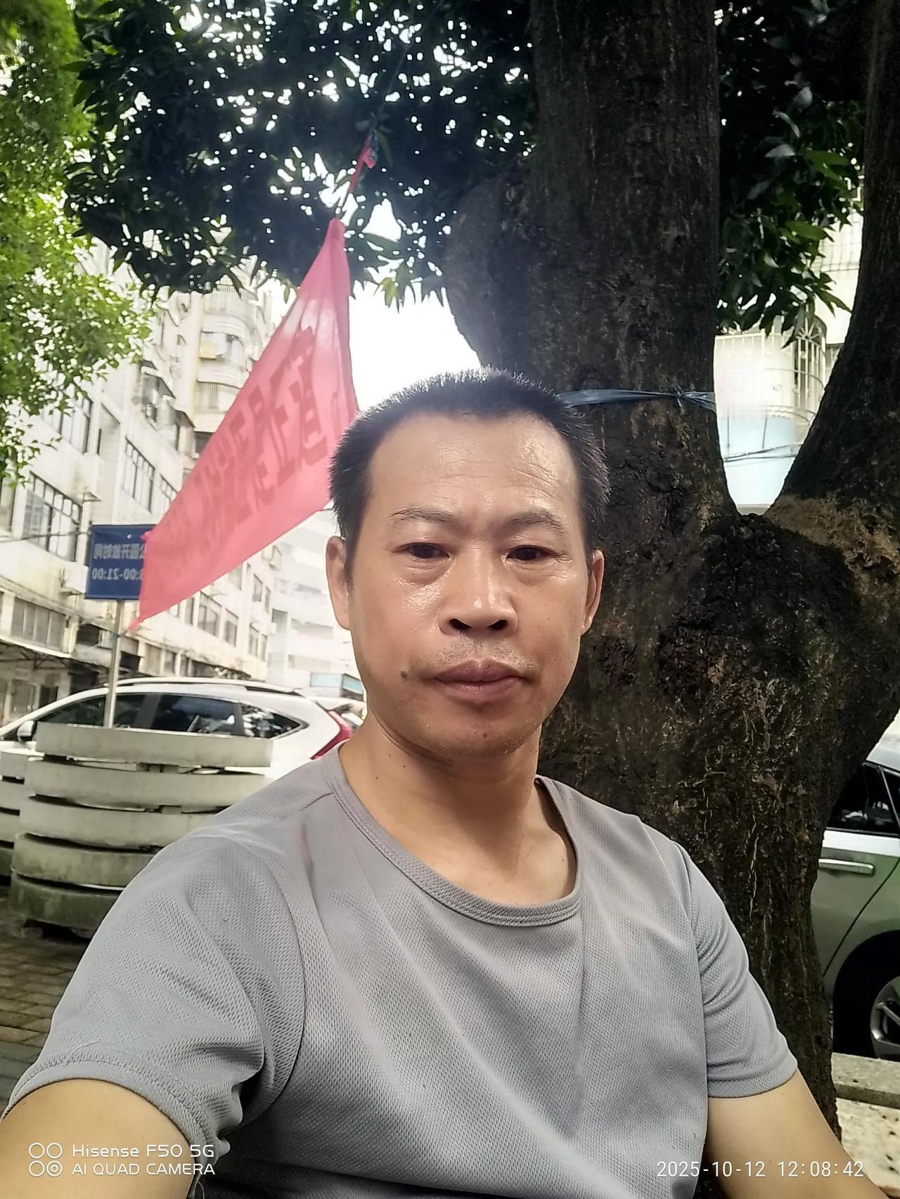 2025.10.12，今天继续去江门做日结，早上6点不到，中山南头中介处就聚集了