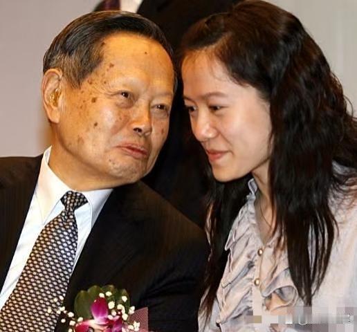果然还是女人了解女人！我问婆婆，70后的翁帆为什么会恋上20后的杨振宁？我婆婆两
