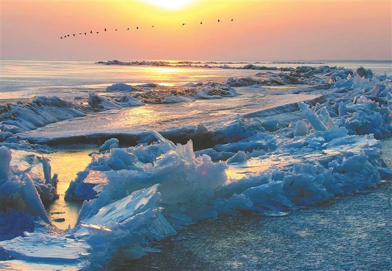 春风度北疆 兴凯揽湖光