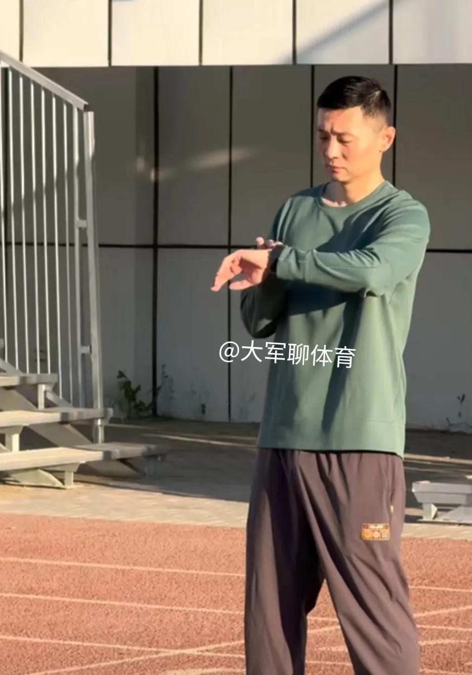 新赛季的CBA外援竞备已进入白热化，在辽宁主帅杨呜，前往美国夏季联赛挑选外援之后