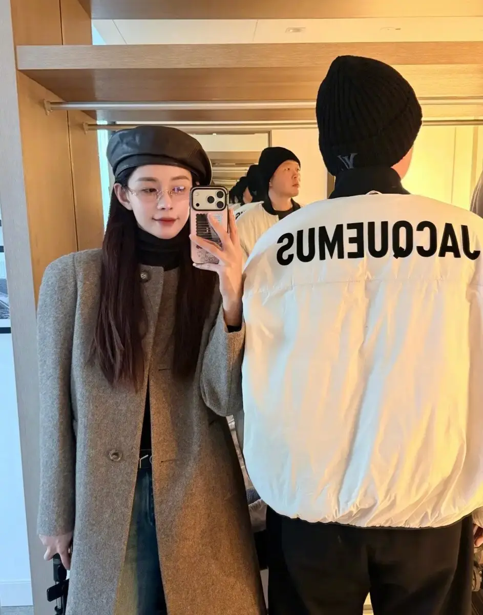 沈梦辰晒与杜海涛德国旅行照两人亲密贴贴恩爱幸福