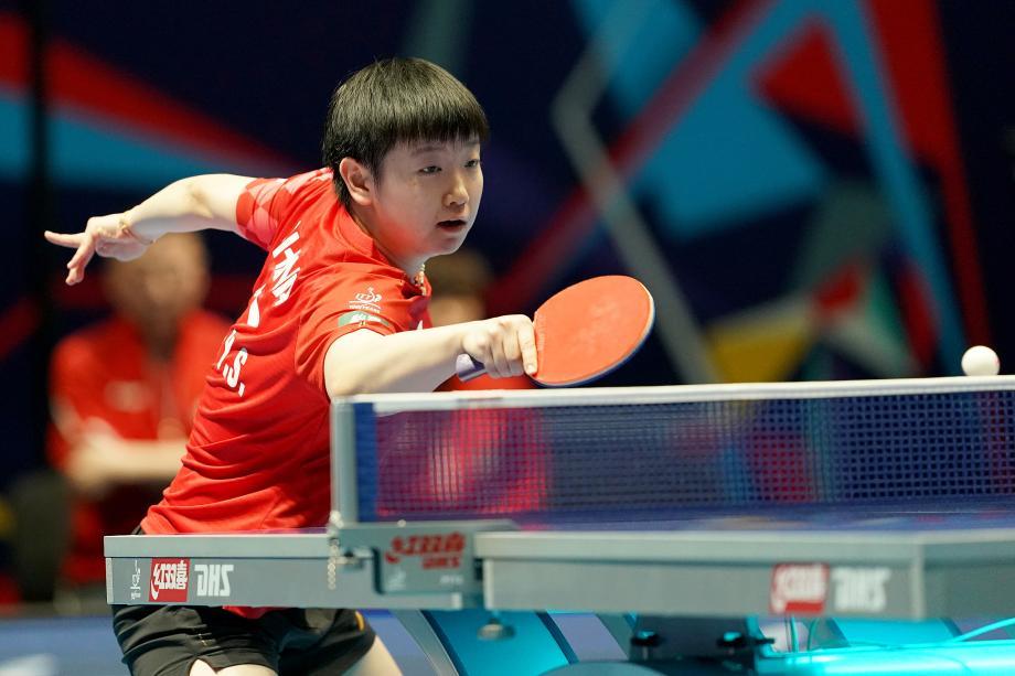 伦敦世乒赛女团小组赛，中国队罗马尼亚队，国乒女团一上来就是3:0。孙颖莎、蒯