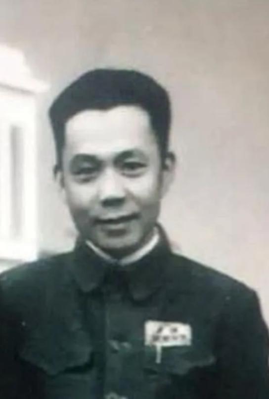 1984年，开国少将孔俊彪回老家，对招待他的县干部说：“我这次回来只住两天，麻烦
