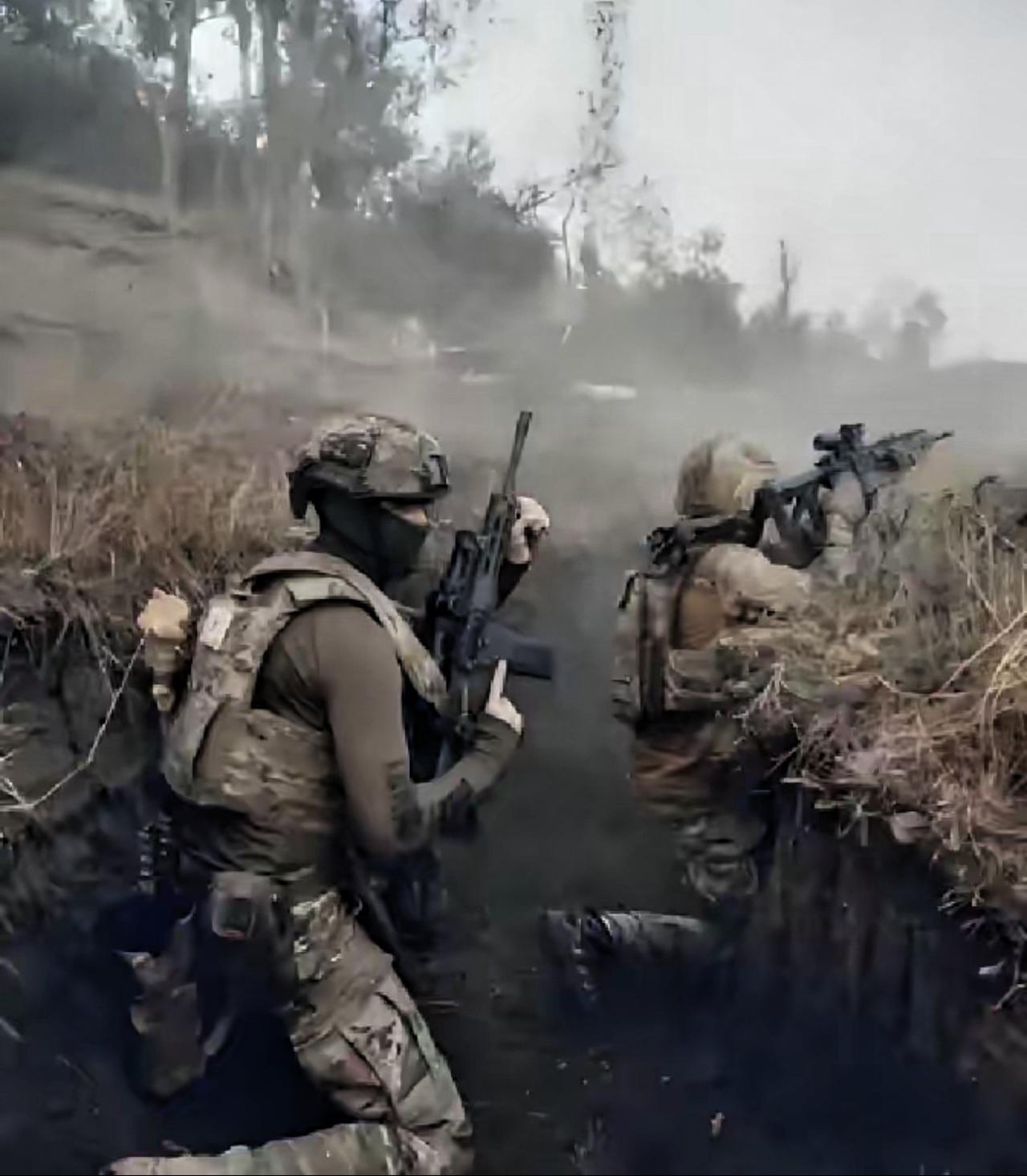 果不其然。​​乌克兰国防部突然宣布了。​​基辅征兵处停止工作，征兵人员将编入