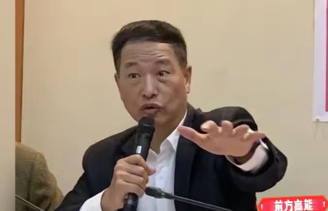 5月12日，台湾前空军副司令，退役中将张延廷说：巴基斯坦这次一次购买中国40架