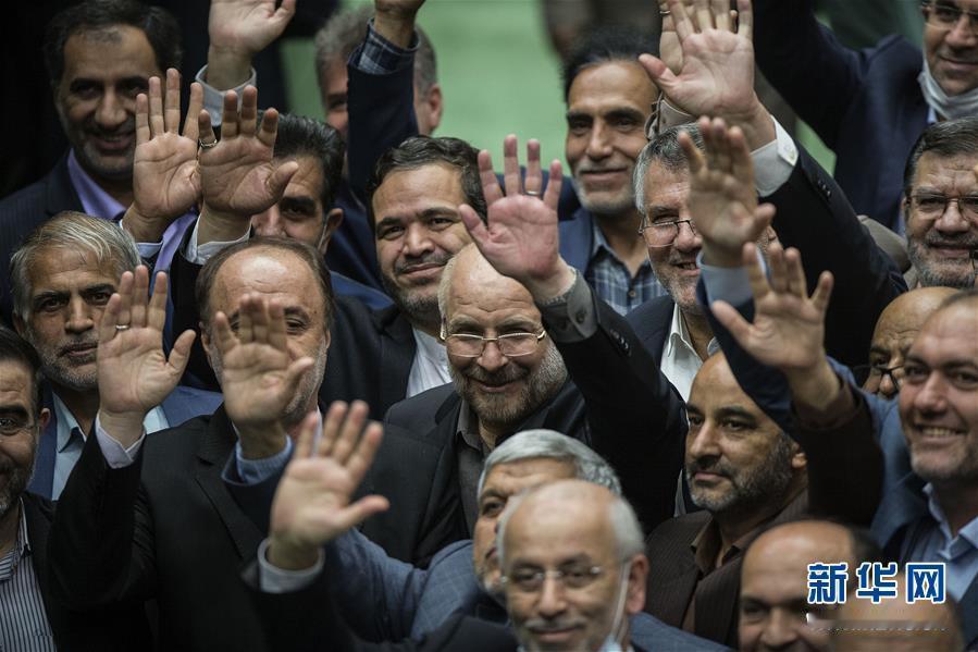谈判桌上真正的话语权，从来不是诚意，而是敢掀桌子的实力。伊朗议会议长加利巴