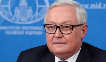 俄终于让步？签下‘不进攻欧洲’保证书，美国大棒将转向中国，中国如何在乱局中掌握主