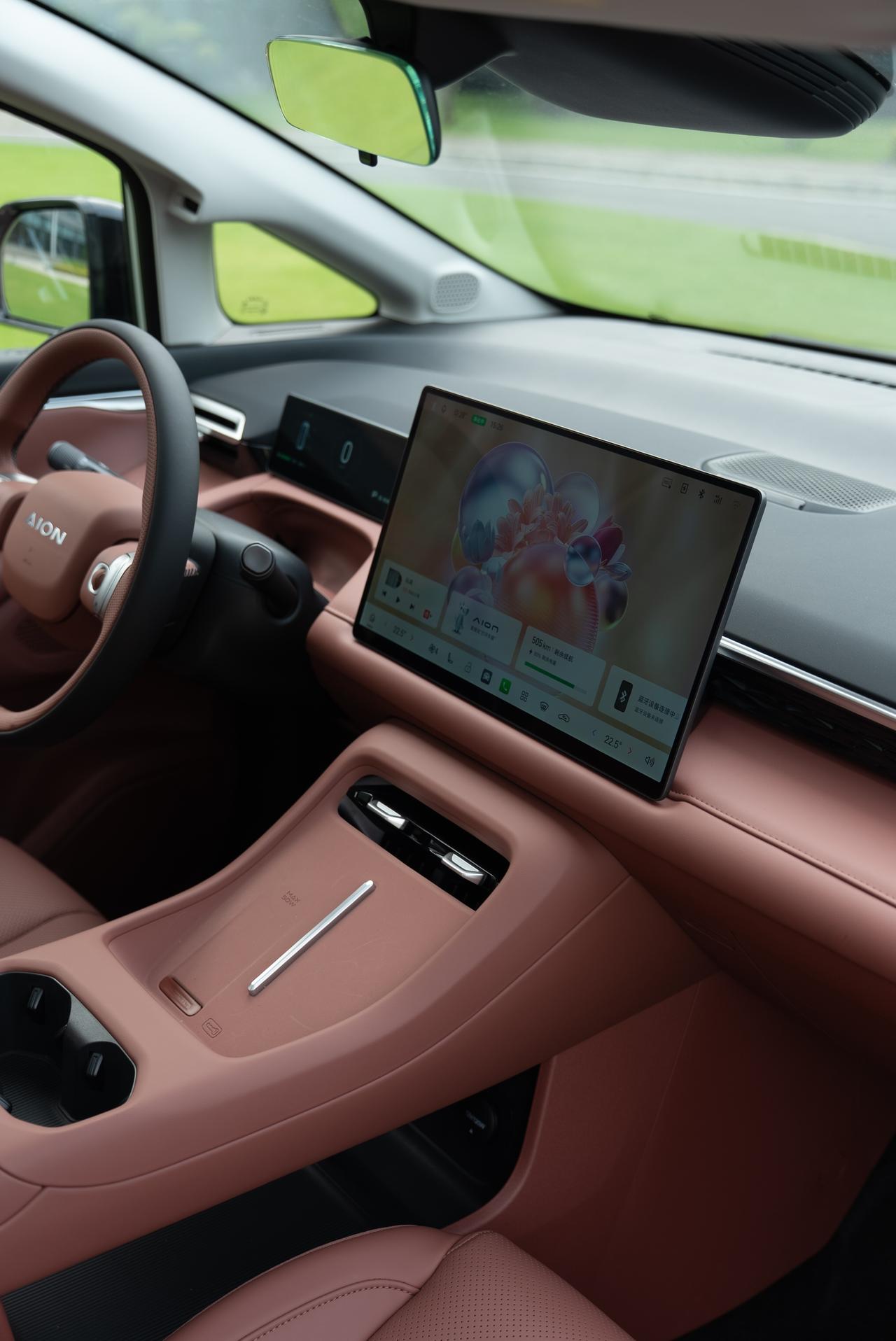 刚刚看了埃安N60的发布会说句实在的，现在车圈是真卷以前总觉得带激光雷达的高