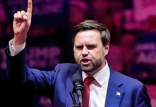 美国副总统万斯公开表态了，怒斥乌克兰总统泽连斯基的无耻行径。他表示，自己直到近日