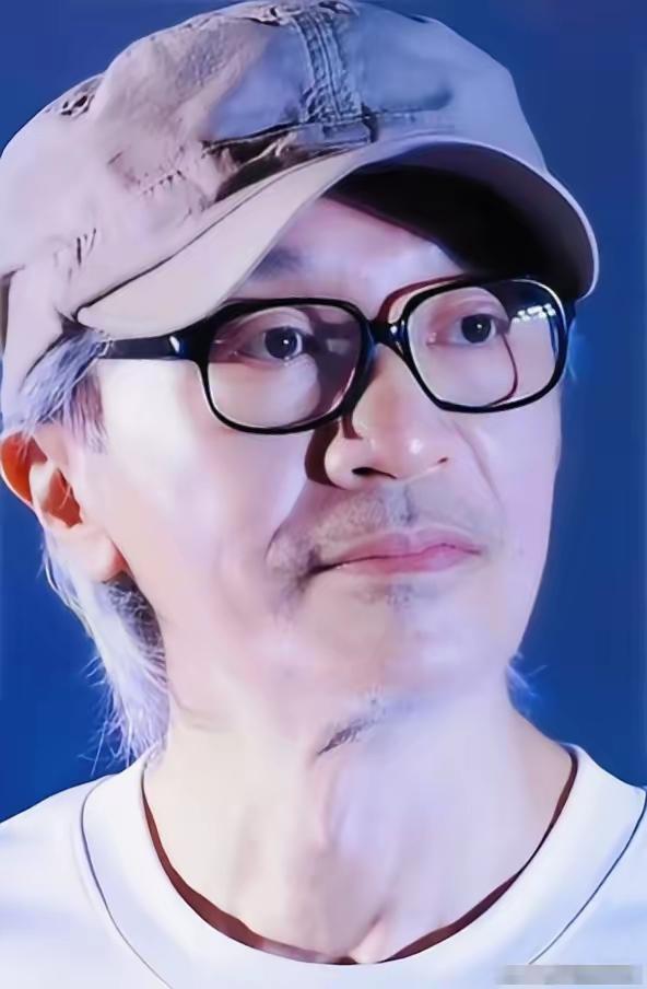 偷票房这事儿，业内不是秘密，是"明规则"。但以前被偷的片方，百分之九十九都选择忍