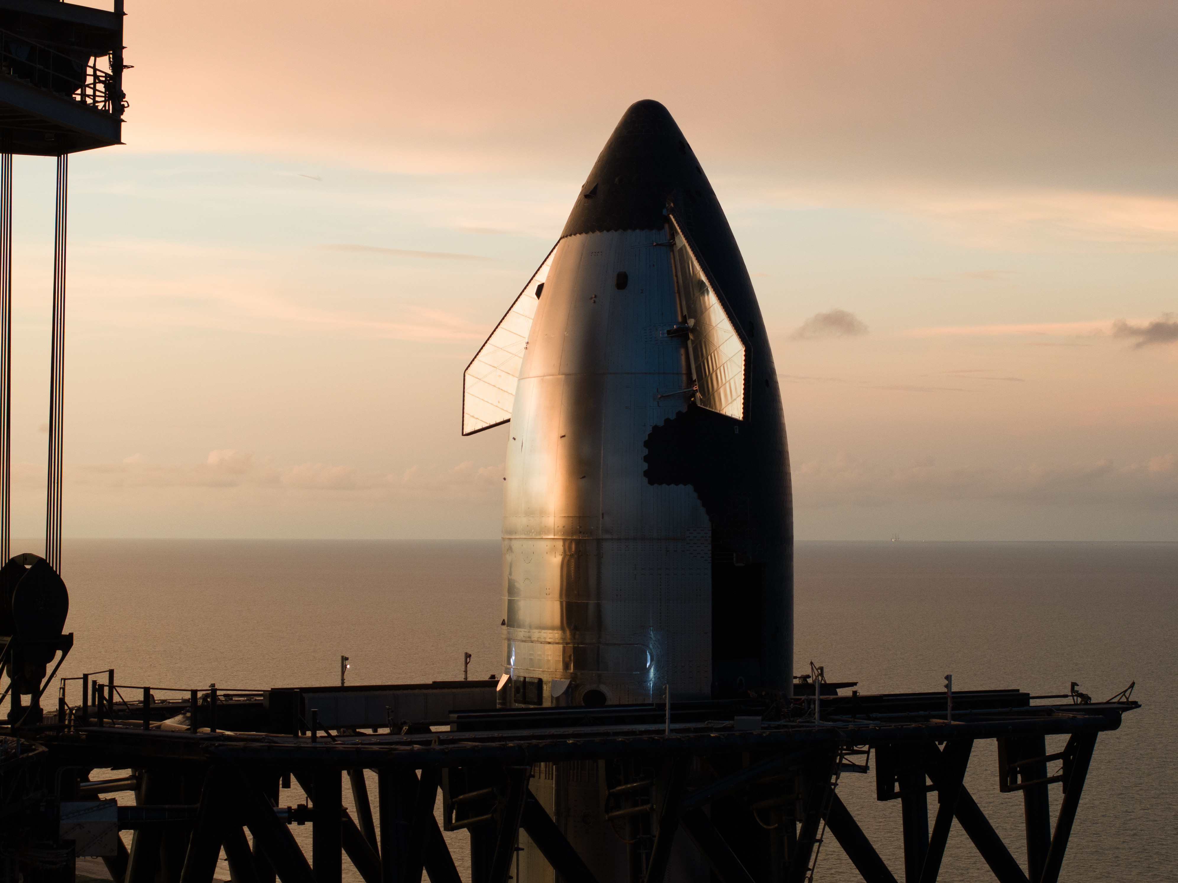 SpaceX的星舰10飞，延后43分钟到8:13了。大家再睡一会儿去吧～​​​