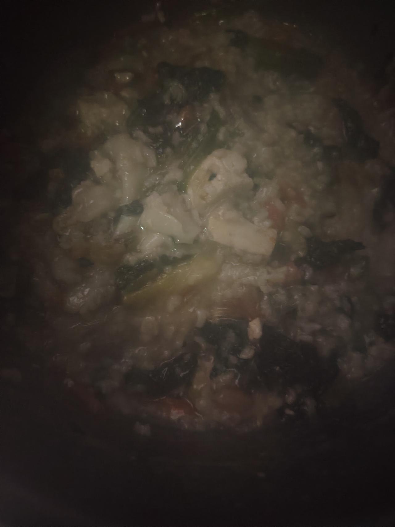 你家的腊八粥，是不是也这样——红豆泡得发胖，薏米倔强地不肯软，桂圆干缩成小