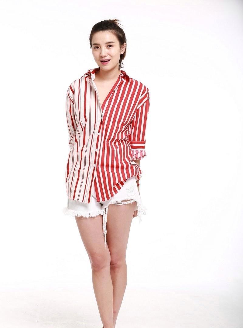 宋佳，173cm，随性松弛，把自在穿在身上。