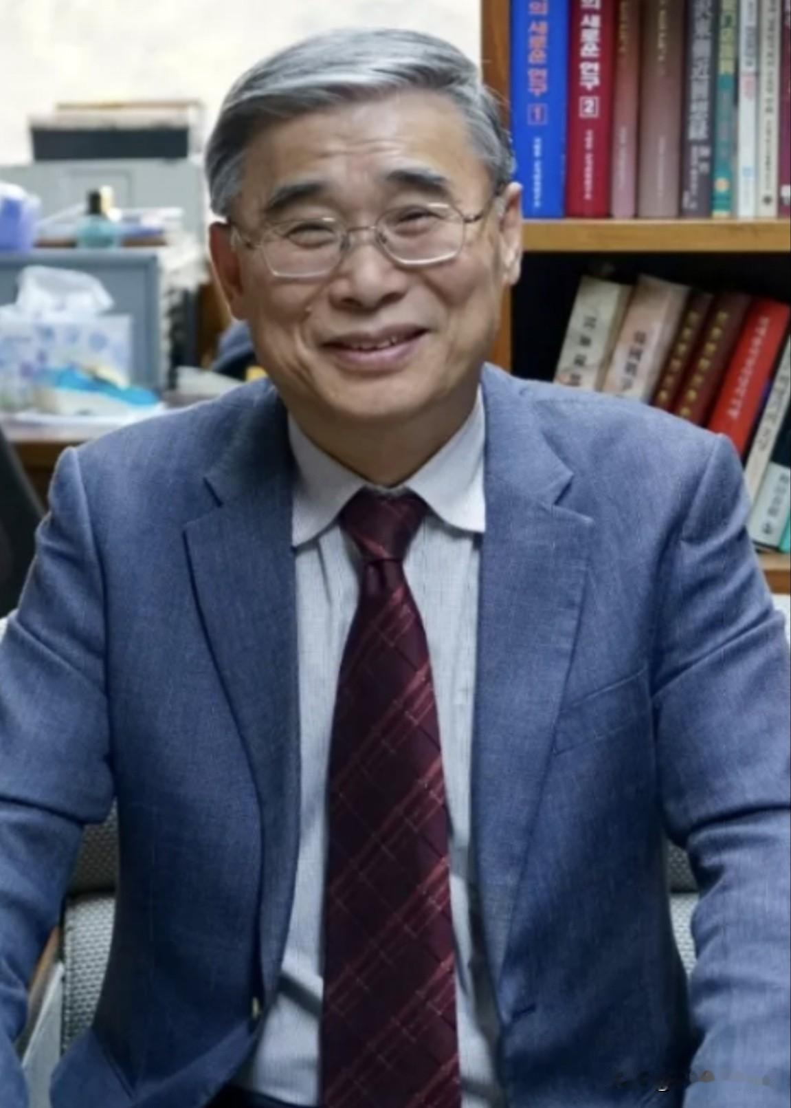 《韩国对中国耍计谋》韩国国家情报院院长李钟奭访华被拒，近日他公开