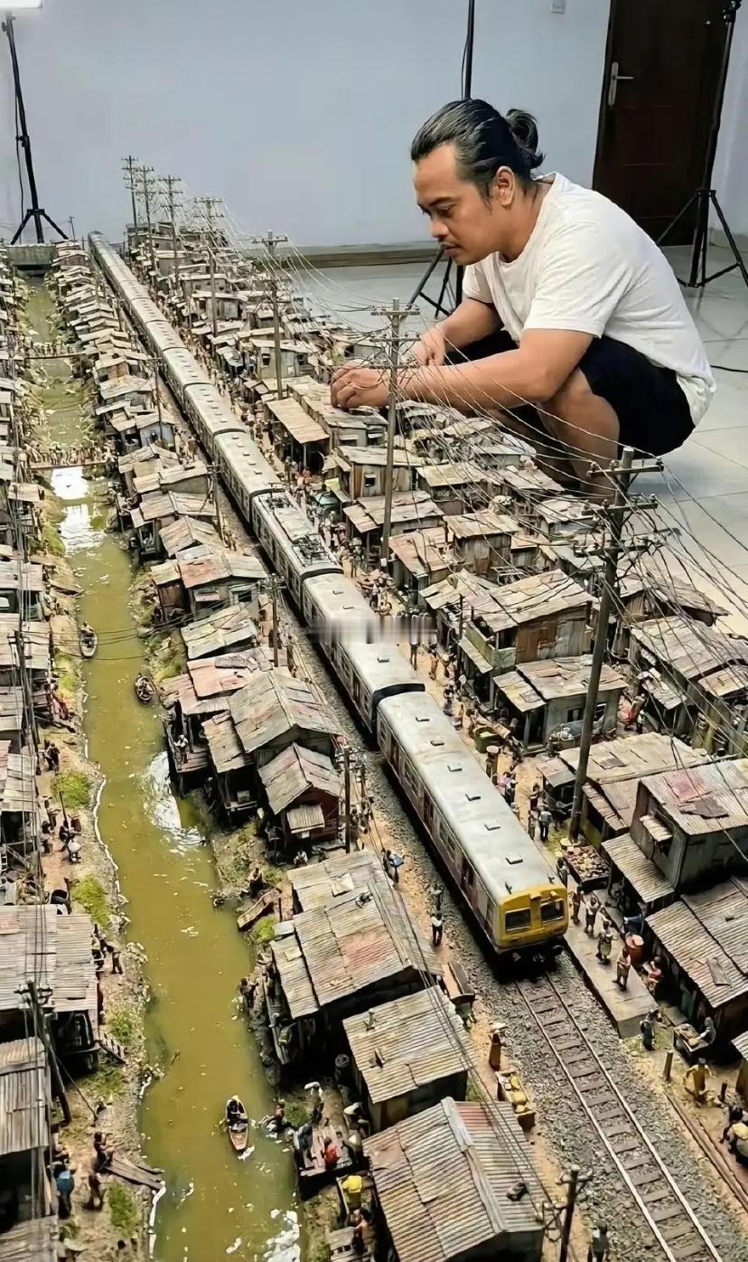 河水太脏，显得不舒服为啥不放点清水？