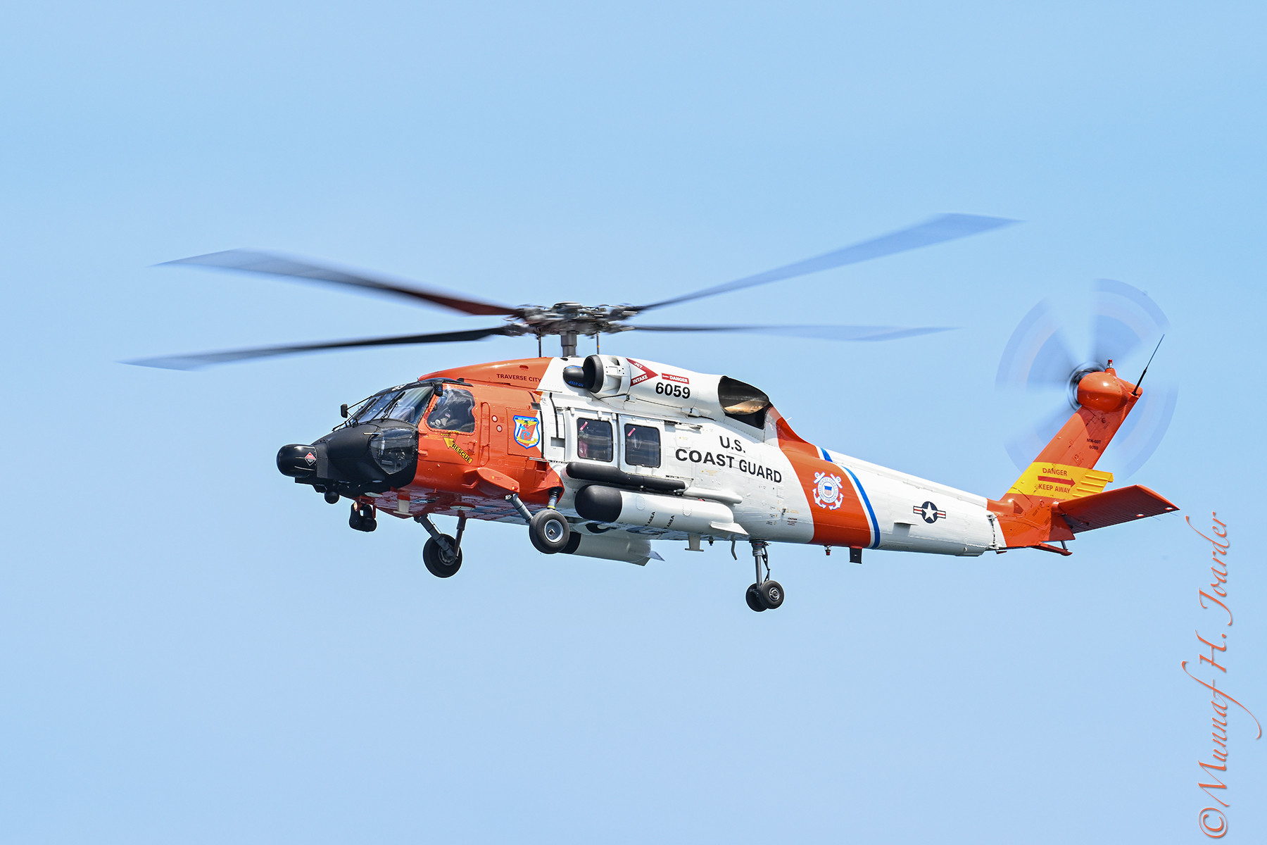 TraverseCityAirShow2025上的大电扇们​​​