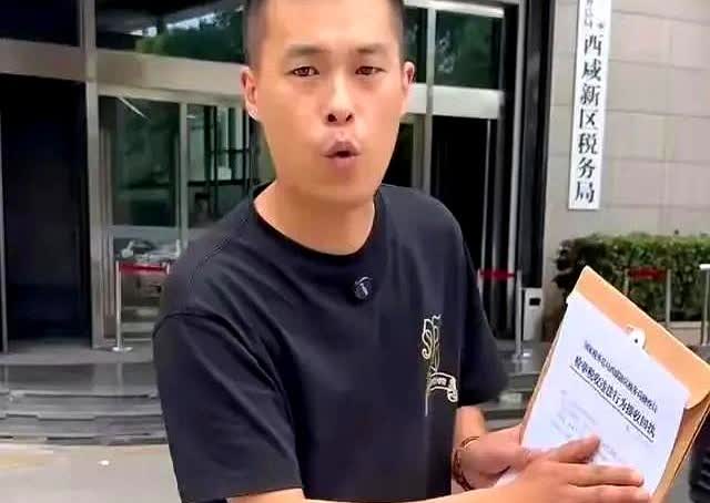 玩车研习社和狂飙兄弟一个是胸有成竹，一个是跳梁小丑！面对这两人的结果，都