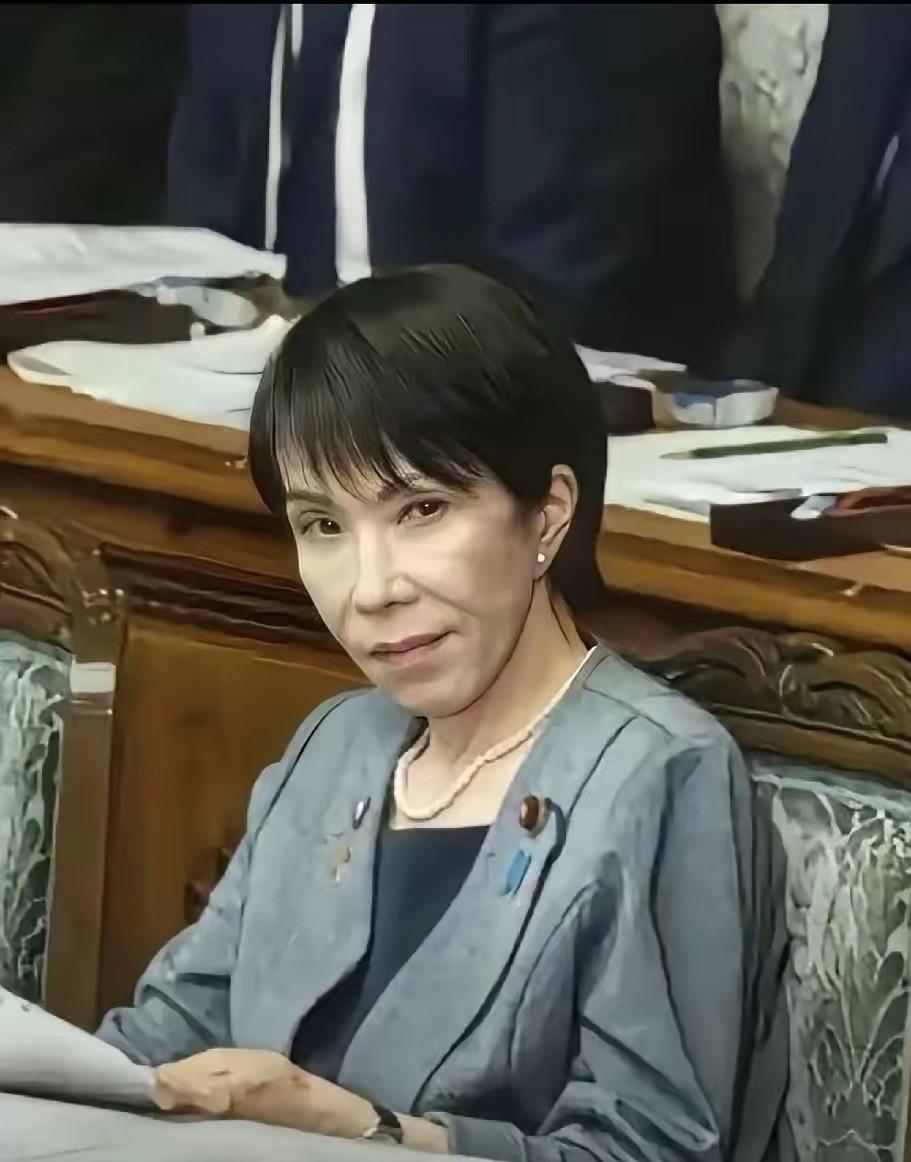 导弹也好，稀土也好，都是明面功夫，日本并不慌。真让东京心里发凉的，是埋在中国多年