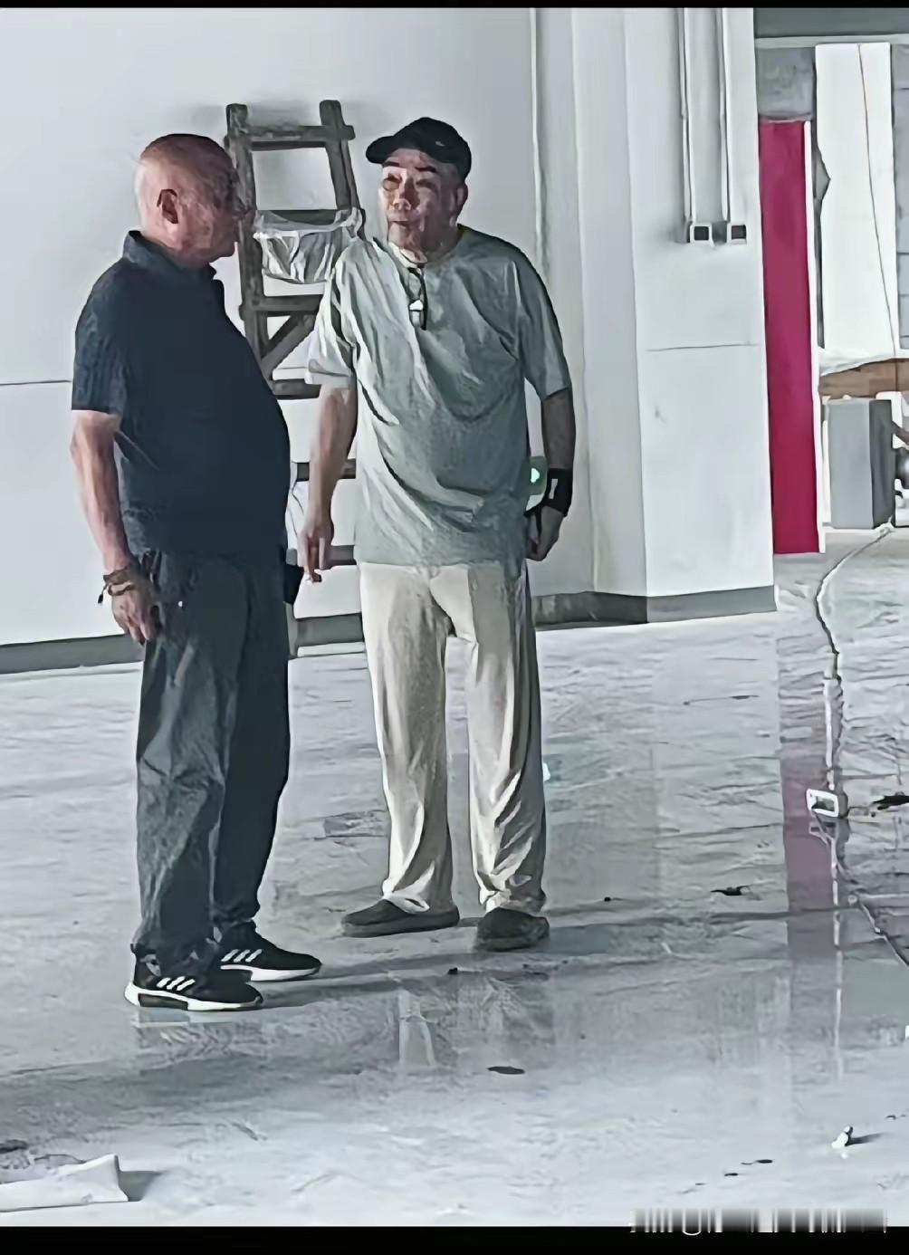 杨议直播兴致勃勃聊起正在筹备的新杨光相声社，说园子里面专门给他留出了一处700平