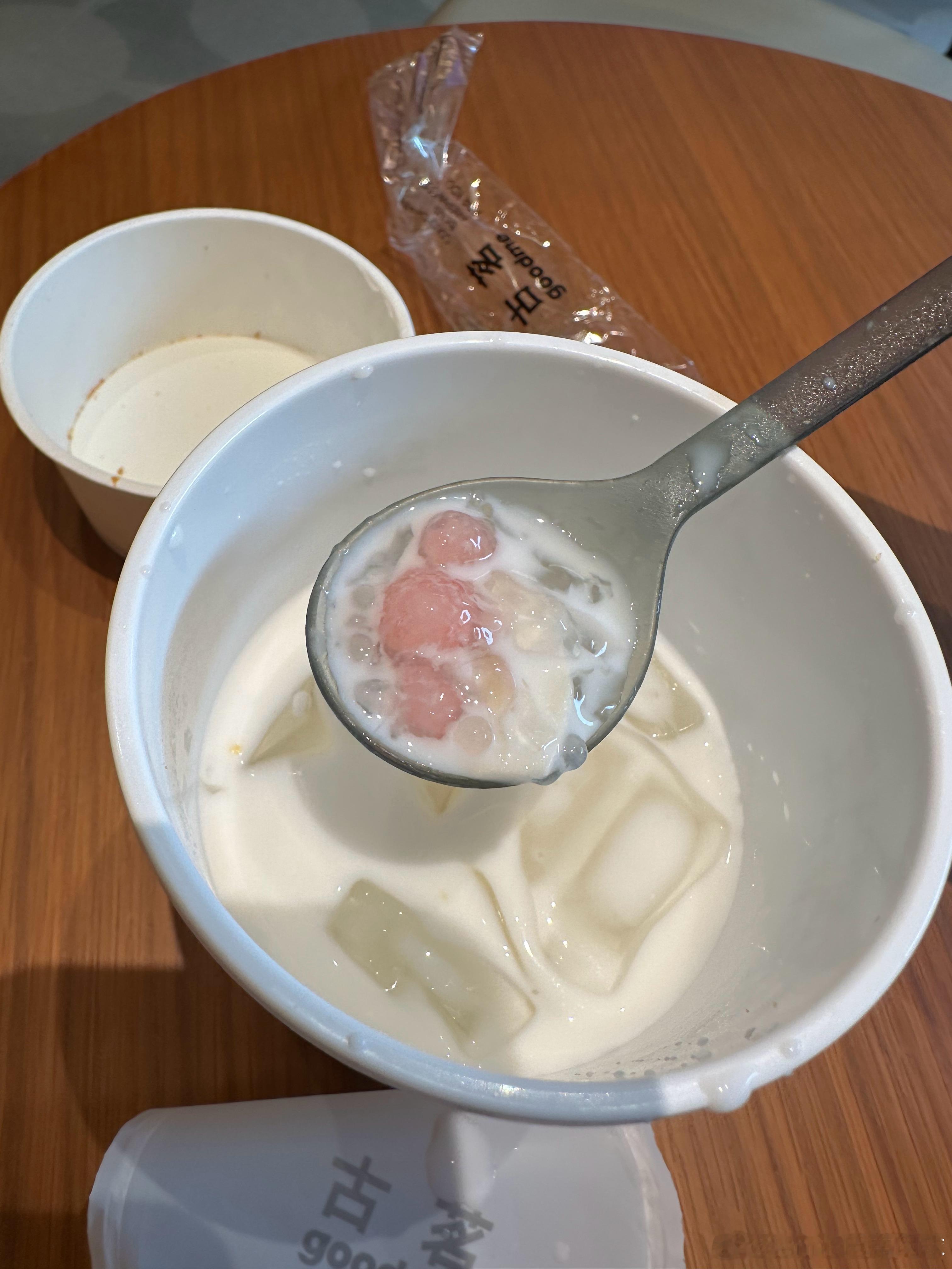 还是来个甜品吧