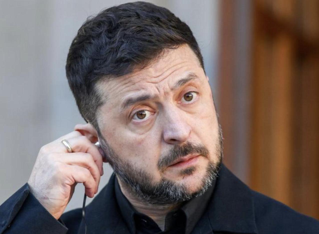 法国《观点》周刊12月7日发表专栏作家热拉尔·阿罗的文章：“中美俄三大国的唯一共