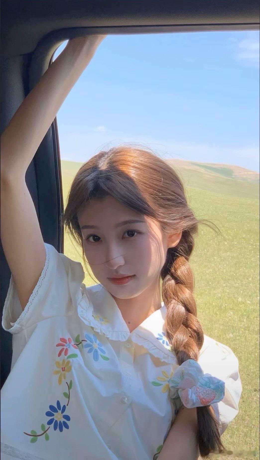 11月份是炒玄学、马字辈等最好的时间。目前来看确实妖股横行，还形成了“九龙夺嫡”