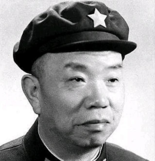 1968年,王树声大将正在机关食堂就餐,见一战士连打五份饭,王树声好奇上前询问,