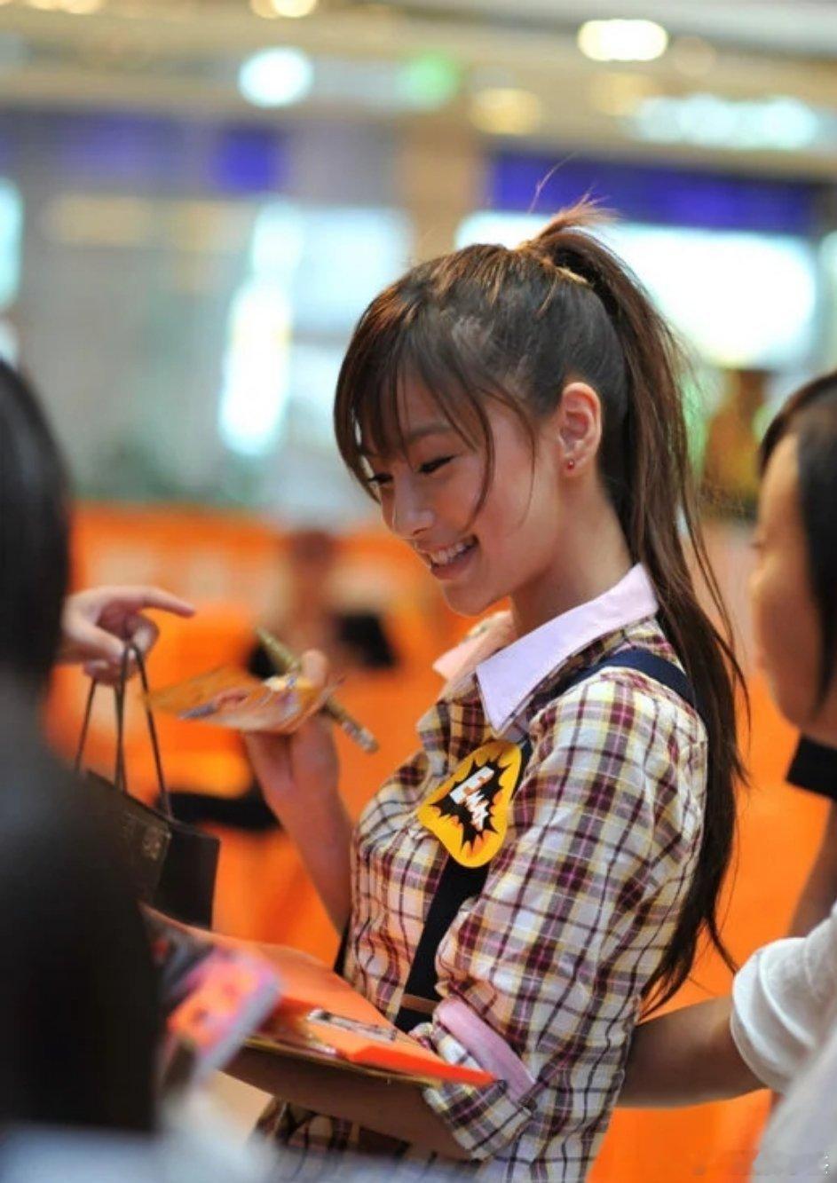 angelababy｜杨颖捕捉一只可爱鼻鼻酱（🧱👍🏻🍼随机一位茉寻小