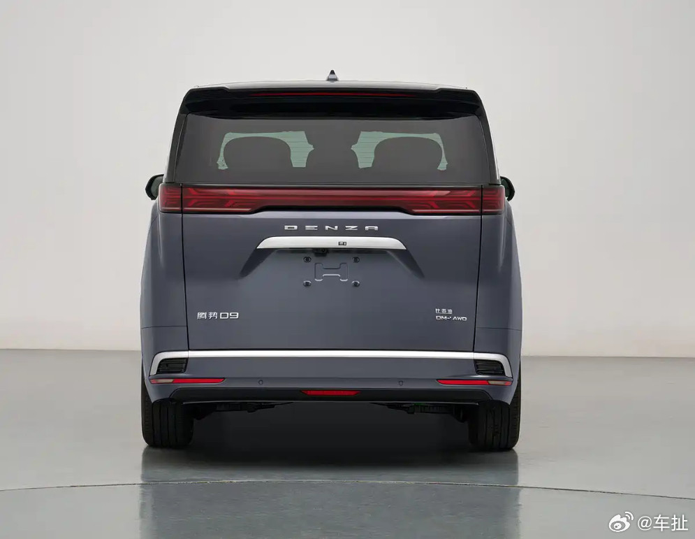 新款腾势D9插混版亮相工信部申报目录，这次最重要的升级就是预计会搭载比亚迪第二代