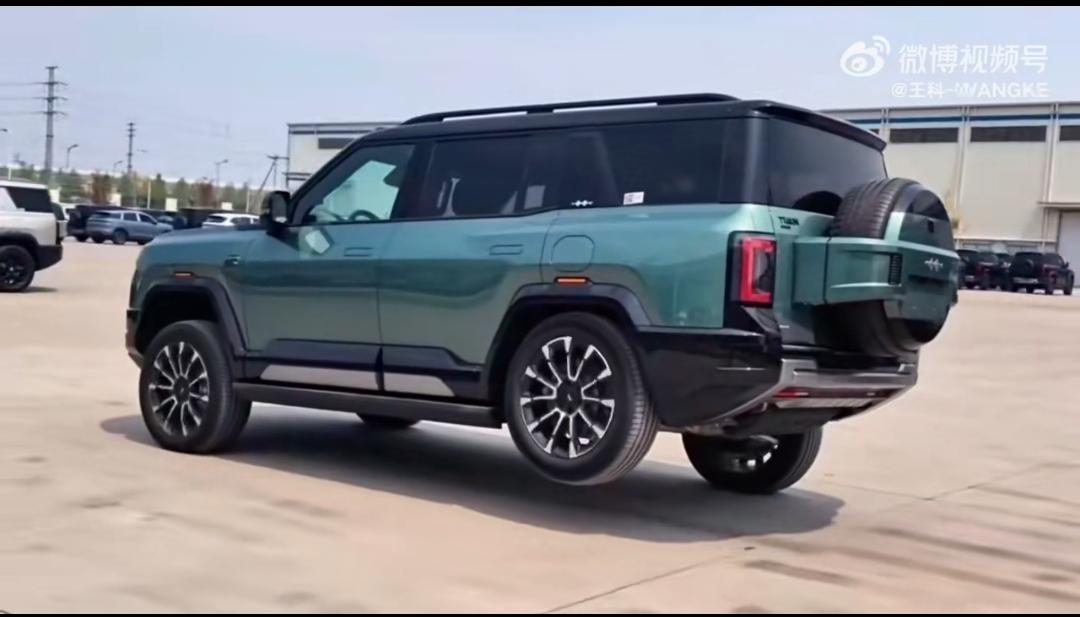 这么吊吗，迪子这十万工程师真不是吃干饭的，这是什么操作？踮脚跑？虽然不知道这功能