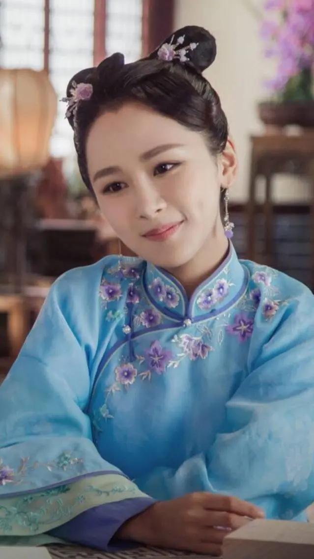 杨紫登上《时代面孔》（TimesFace)周刊上榜刊物《时代面孔》杂志20