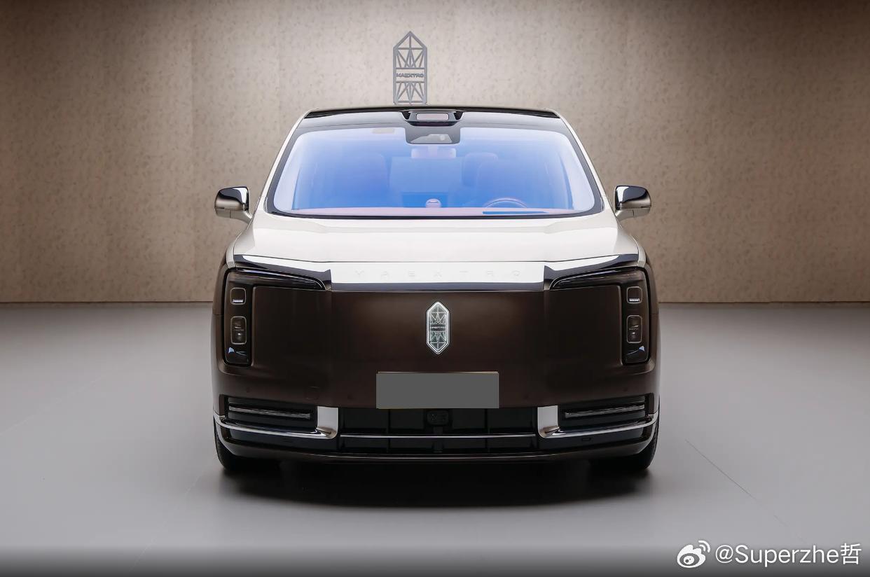 卷完 SUV，现在轮到百万 MPV 内卷了🤯尊界 V680/V800...