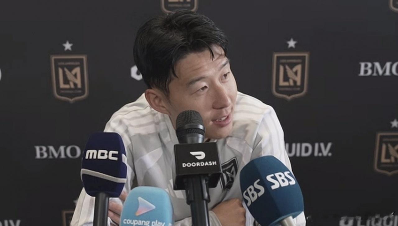 孙兴慜:“足球不是个人运动。我不想谈论球王梅西，我们都知道他是一位出色的球员，但