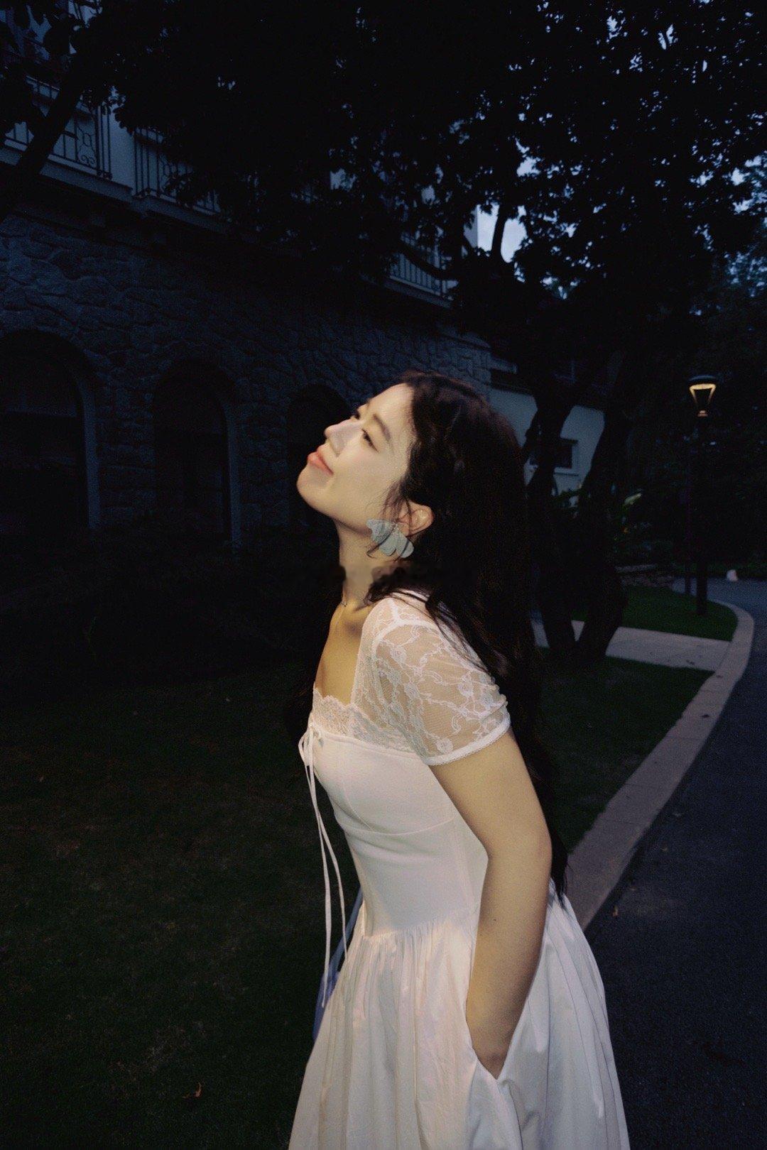 白裙氛围感🌙Mimizi-