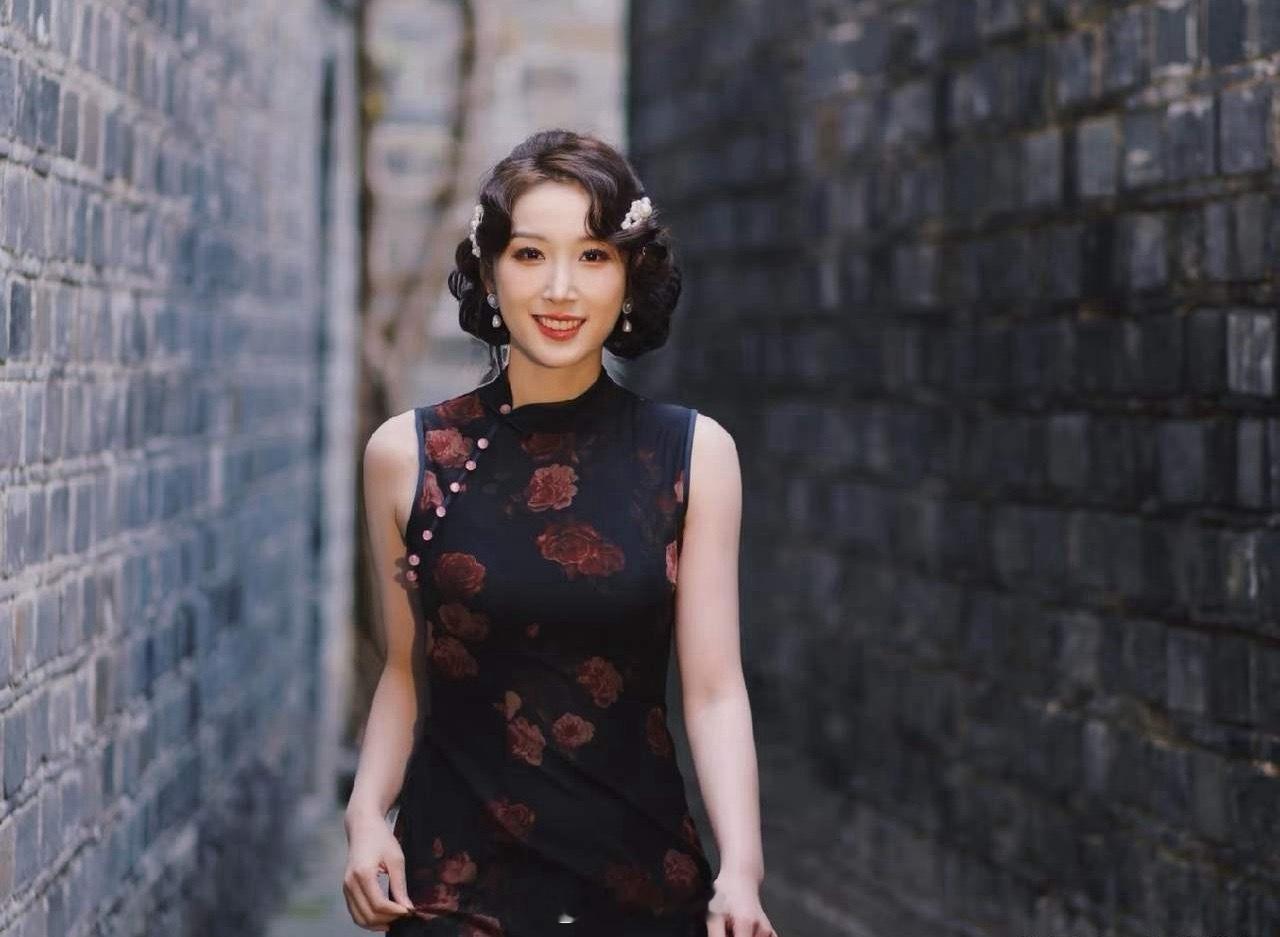 钱天一论文这事儿，没想到上热搜了。仔细看了一下，她写的内容，我也不是很理解，其中