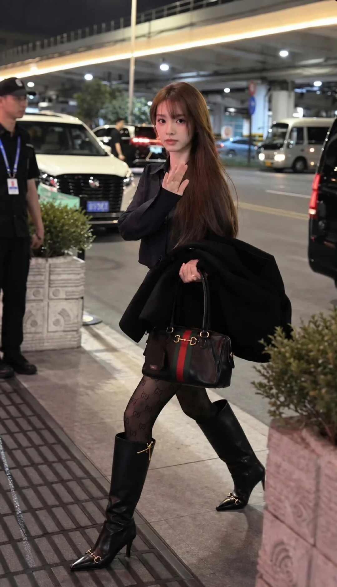 田曦薇你就这样美我！！！时尚追求者又美又飒大女主气场