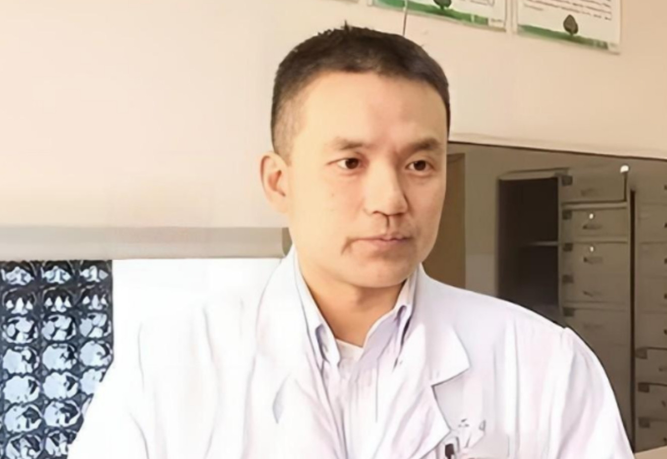 <em>恶魔在人间</em>！2022年，湖南农民因为直肠癌去做手术，主治医生给他做了大便改道，谁