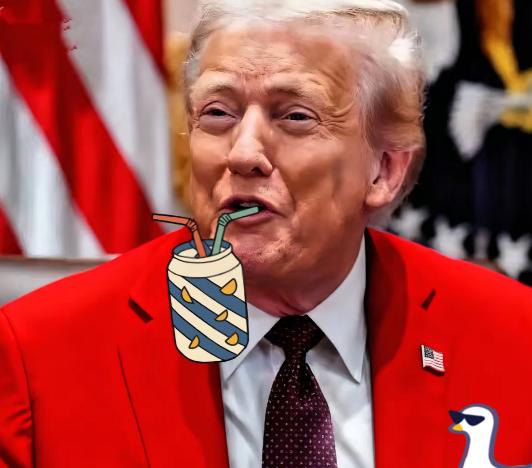 赚命还是赚钱？长荣这次算是真的怕了，船上拉着那82套“海马斯”和两千多发弹药，本