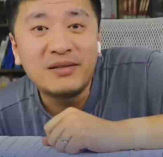 张雪峰考研金句励志短句备考励志篇1. 考研就像黑屋洗衣，坚持终会见