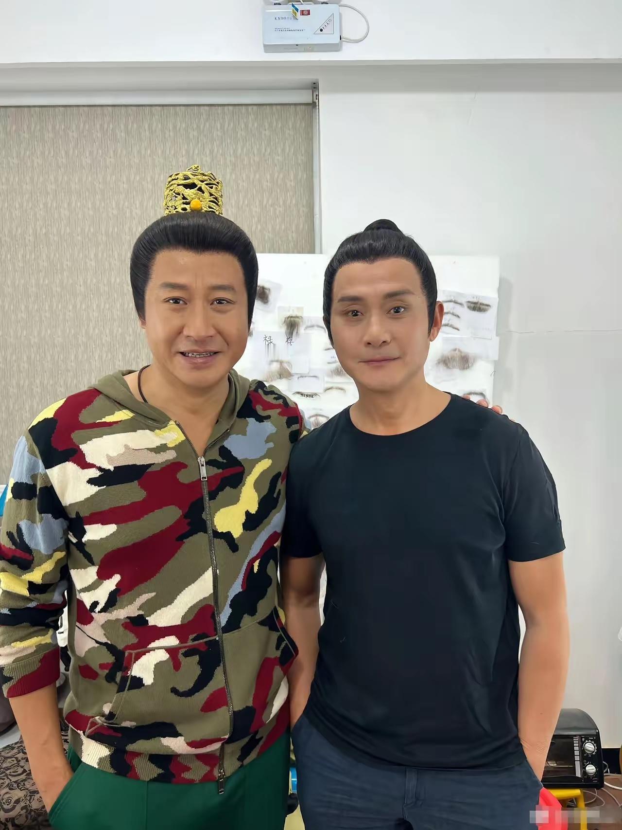 挺喜欢邢岷山这个演员，低调不张扬。年轻时也是妥妥的顶流，演技也没得说。按说到