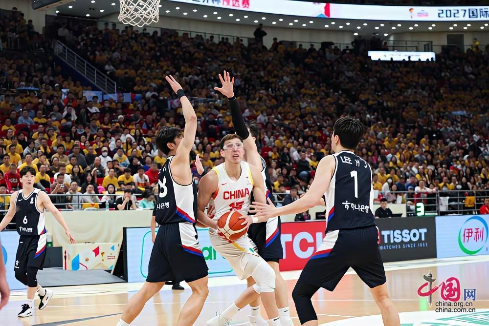 个人观感，世预赛中国男篮两负韩国男篮，有一点想不通的是，韩国球员怎么投篮这么准，