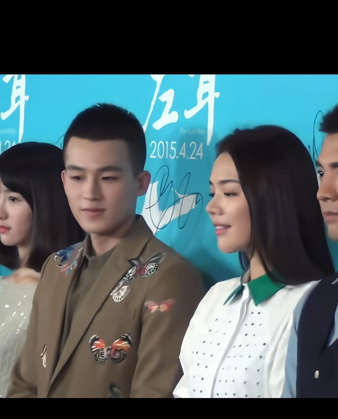 穷小子爱上了富家女，刚开始两个人那么爱，甚至在综艺上欧豪看马姐的眼神都能拉丝！