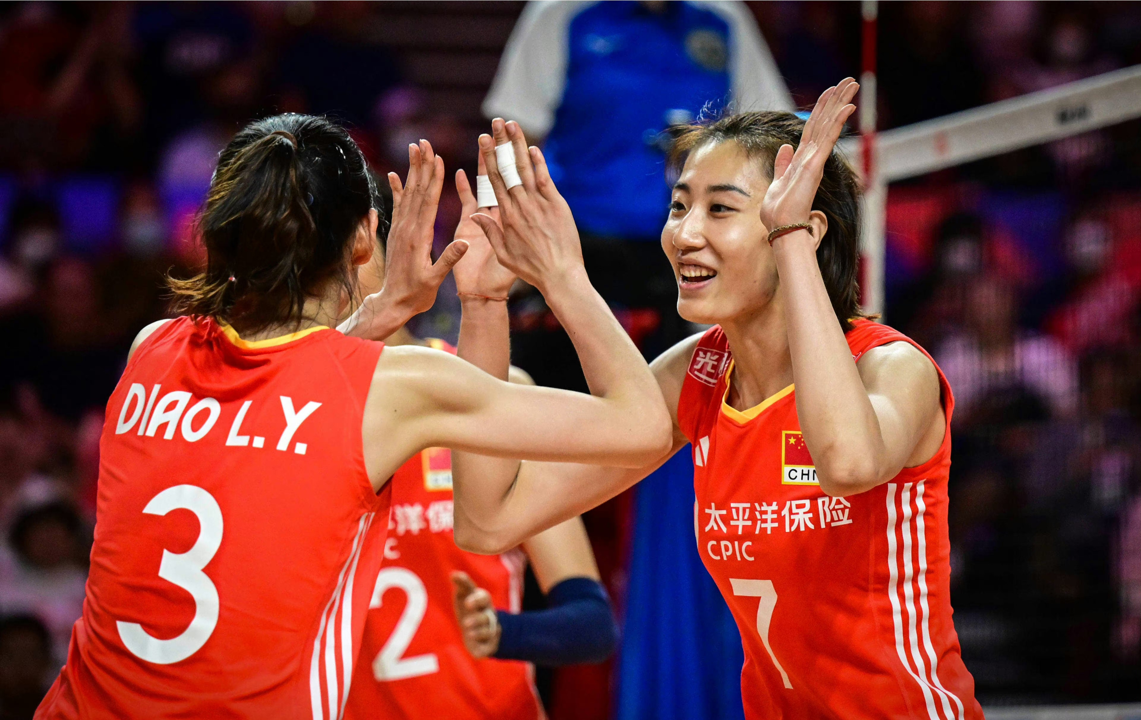 <em>CCTV1</em>直播!中国女排首秀,横扫美国可确保八强,一项变化需要警惕