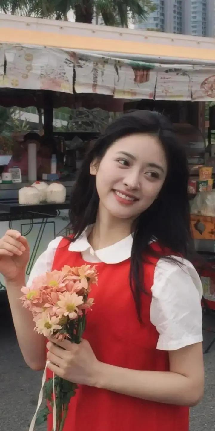 西装销量腰斩，你衣柜还留着它吗？去年海澜之家关掉了40%的西装产线，老板亲