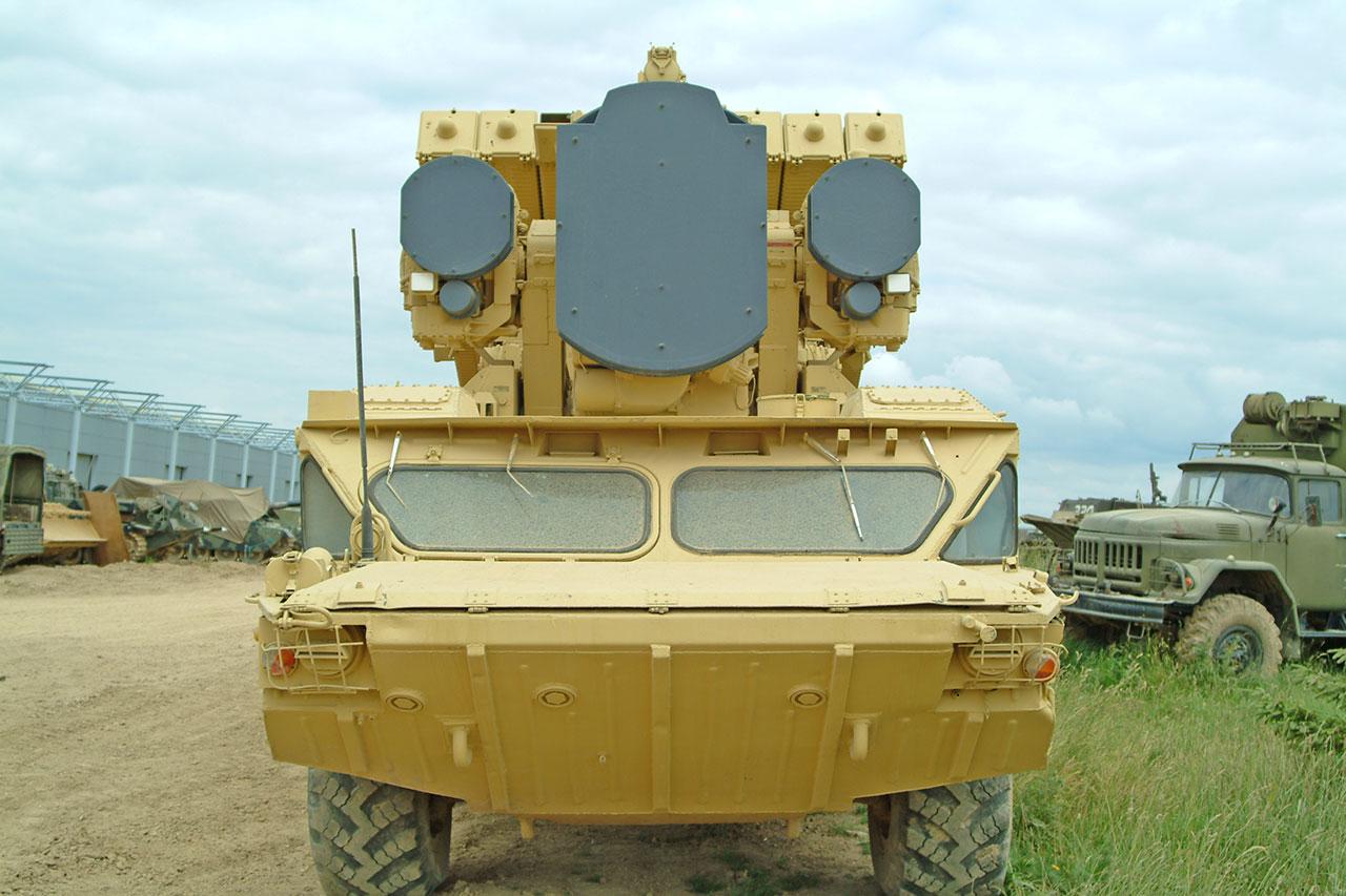 9K33“黄蜂”（Osa）/SA-8“壁虎”（Gecko）机动式近程地空导弹系统