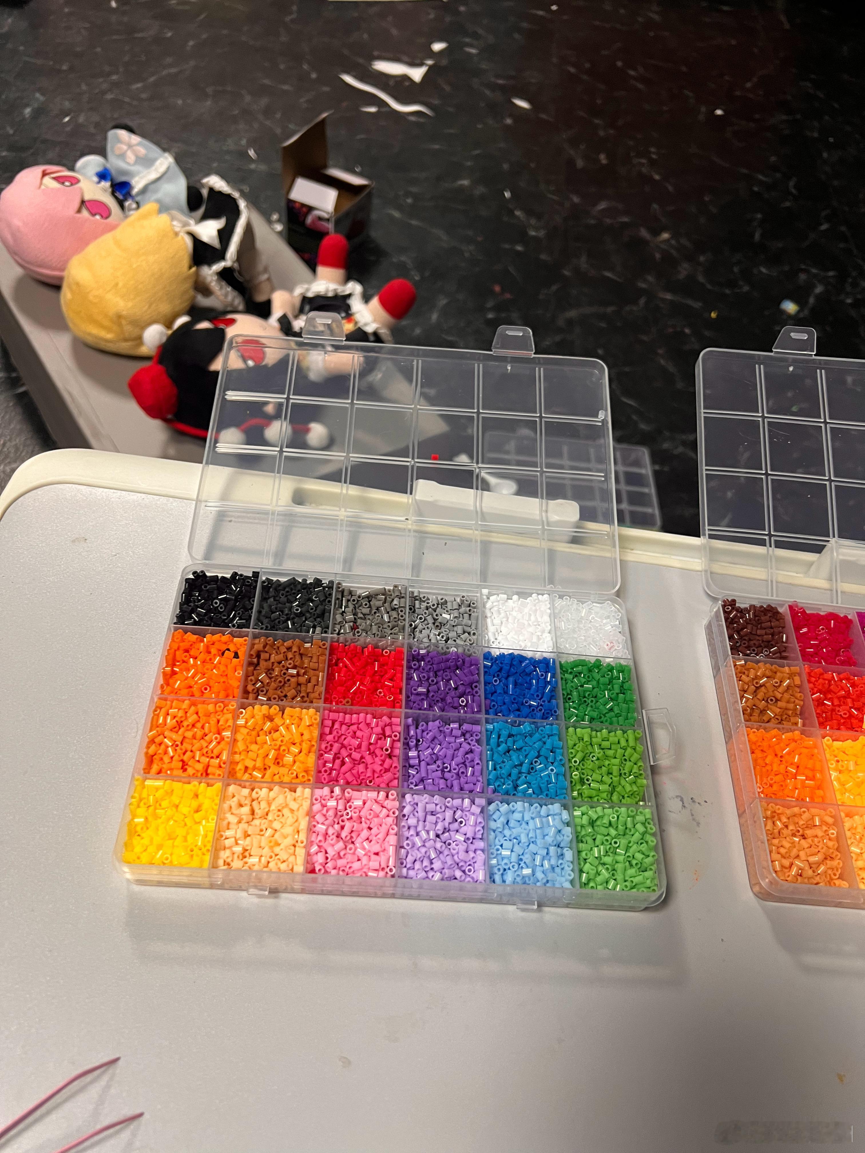 娃买的拼豆，非要让我做一个……我努力了……