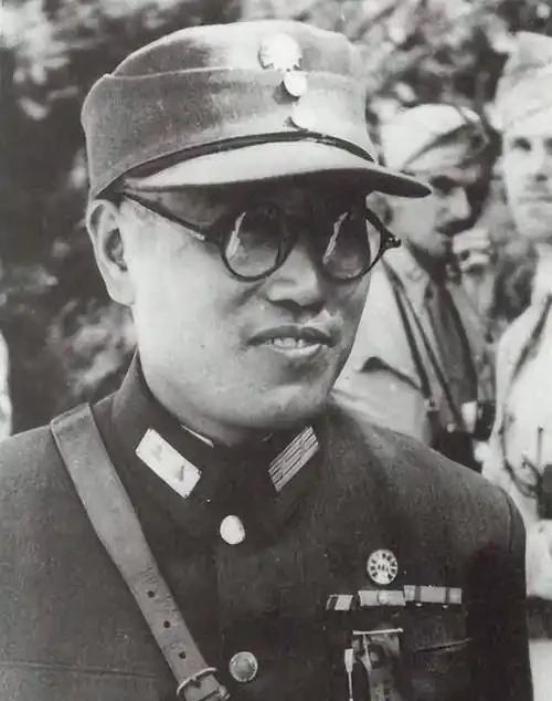 廖耀湘的第九兵团派往东北战场就是最大的错误，想当年廖耀湘前往法国圣西尔军校留学，