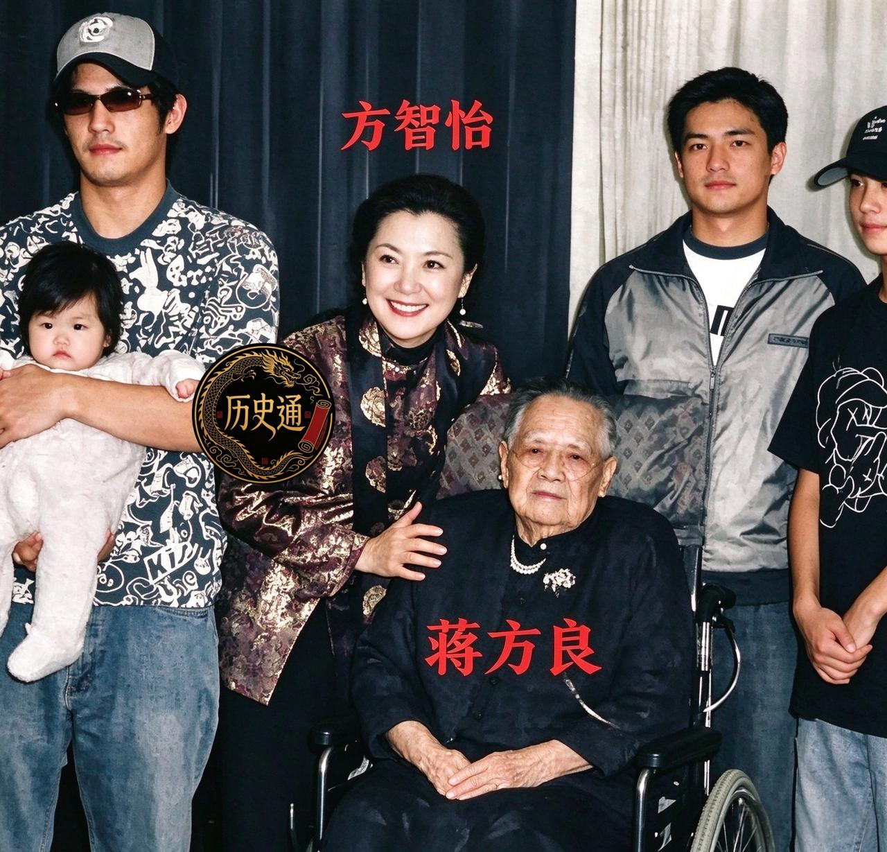 一九一六年，白俄罗斯奥尔沙一个铁路工人家里，排行最小的女孩芬娜成了孤儿，跟着姐姐